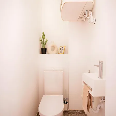 Modernes City-apartment In Apartman *